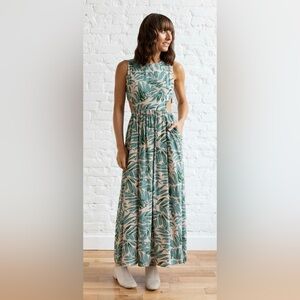 Miou Muse Tropical Leaf Print Maxi Dress